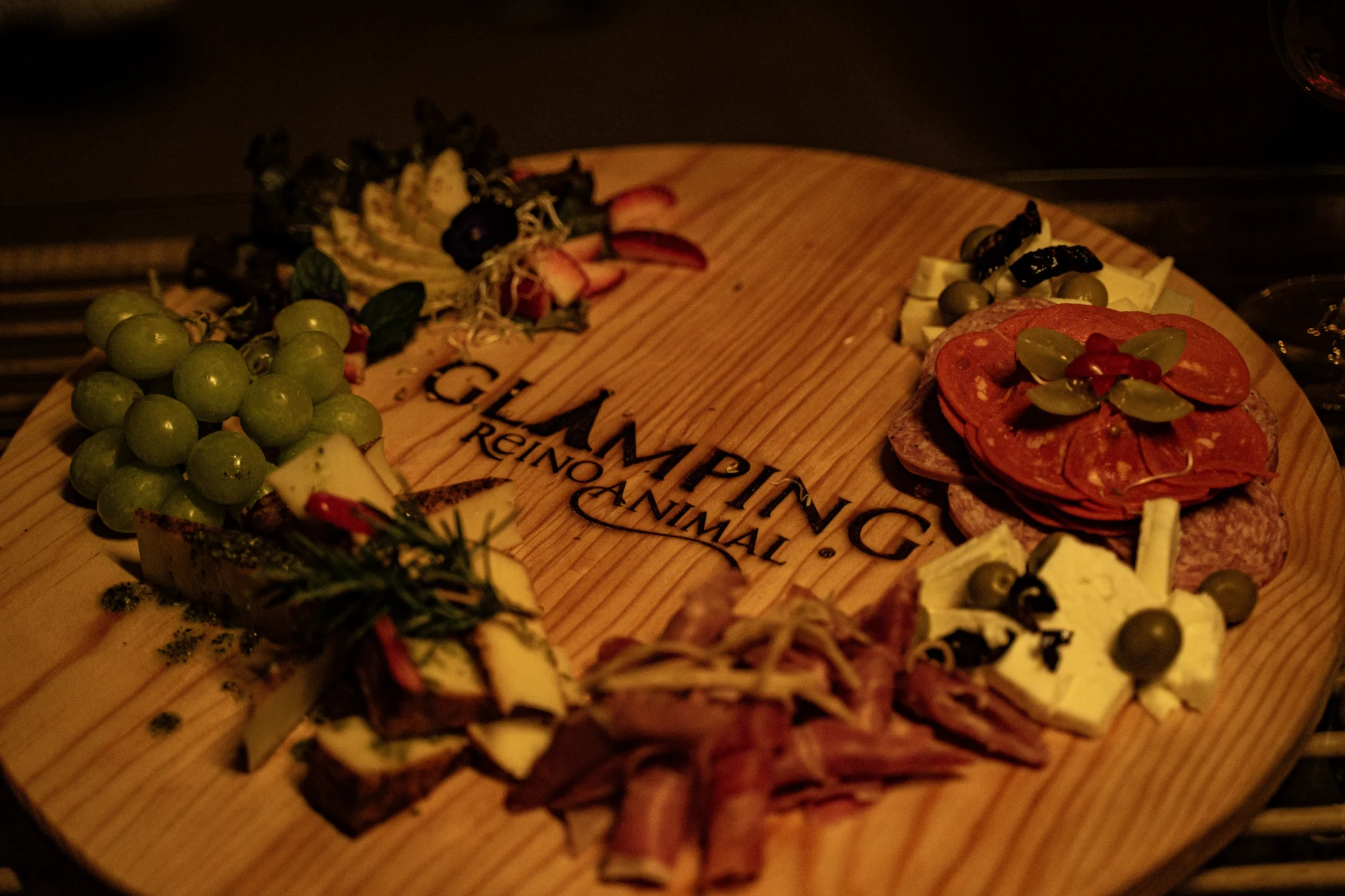 tabla de carnes glamping reino animal